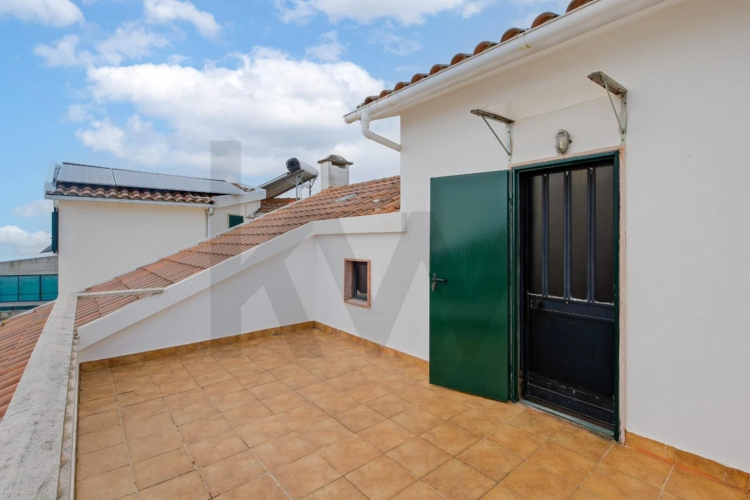 Moradia T5 para Venda em Carcavelos e Parede Foto 54