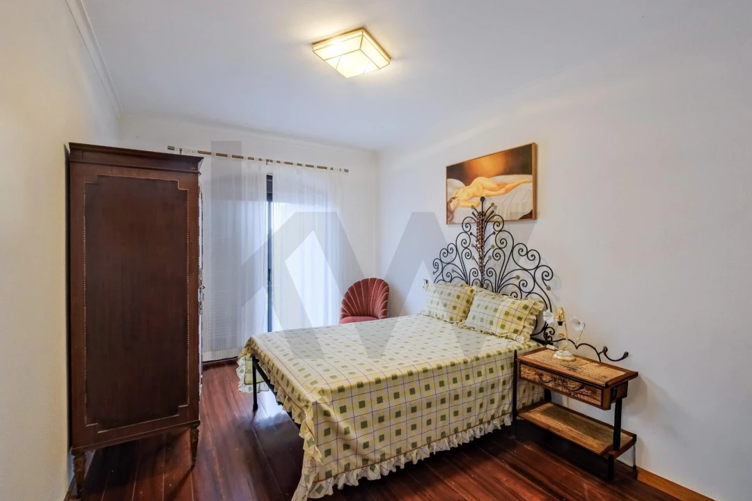 Moradia T5 para Venda em Carcavelos e Parede Foto 43