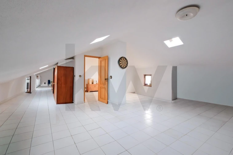 Moradia T5 para Venda em Carcavelos e Parede Foto 50
