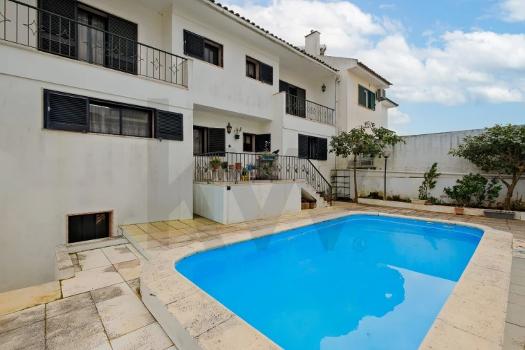 Moradia T5 para Venda em Carcavelos e Parede Foto 59