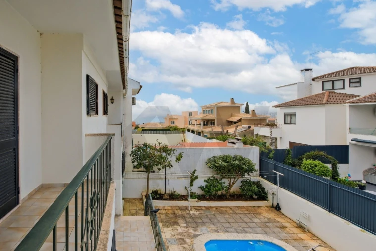 Moradia T5 para Venda em Carcavelos e Parede Foto 27