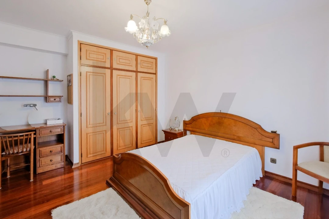 Moradia T5 para Venda em Carcavelos e Parede Foto 31