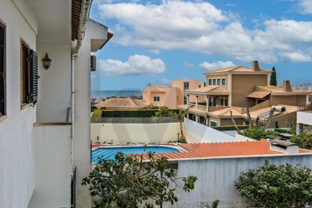 Moradia T5 para Venda em Carcavelos e Parede Foto 28