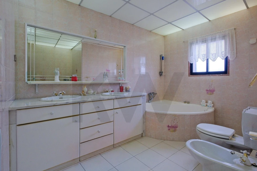 Moradia T5 para Venda em Carcavelos e Parede Foto 33