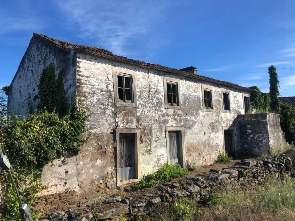 Moradia T4 para Venda em Olalhas Foto 3