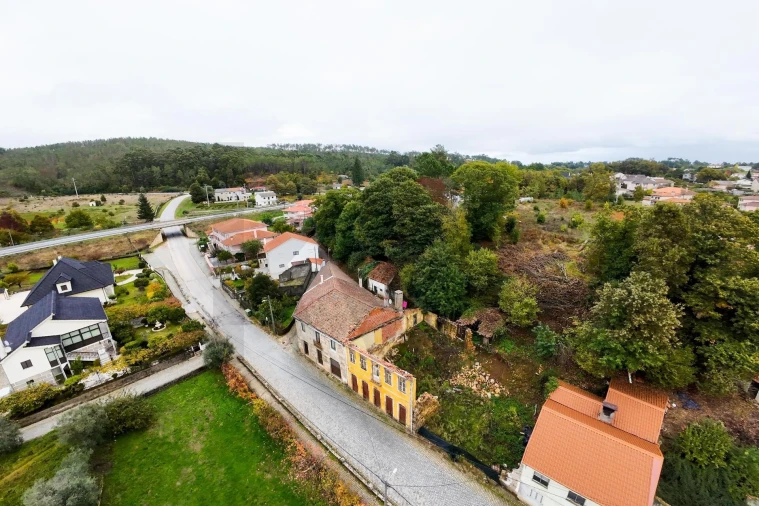 Moradia T3 para Venda em Satão Foto 4