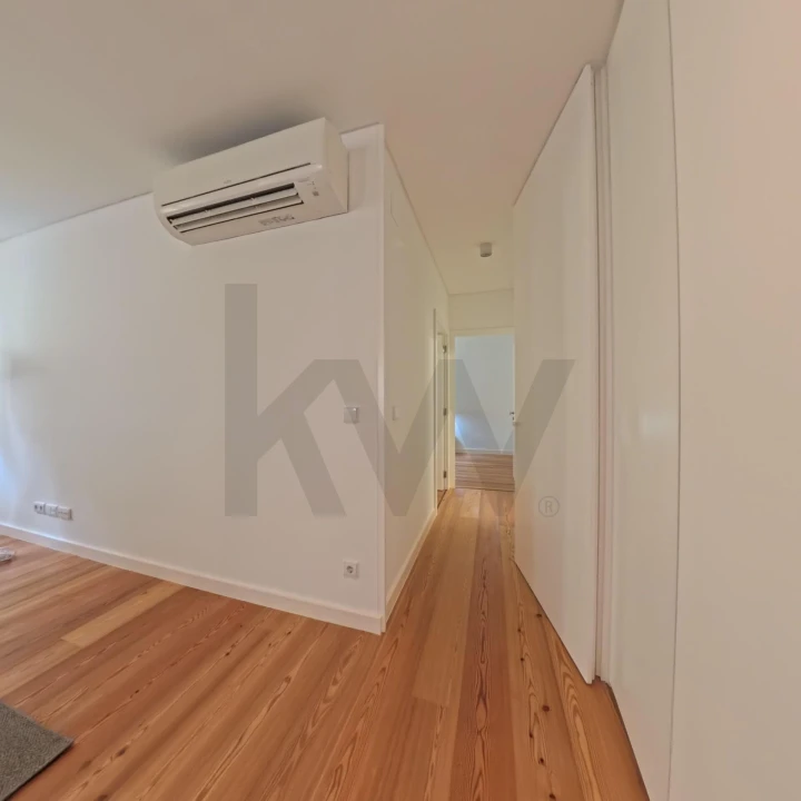 Apartamento T2 para Venda em Santa Maria Maior Foto 11