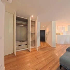 Apartamento T2 para Venda em Santa Maria Maior