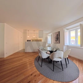 Apartamento T2 para Venda em Santa Maria Maior