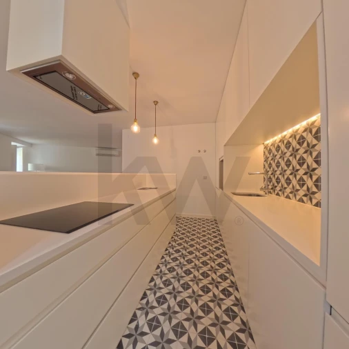 Apartamento T2 para Venda em Santa Maria Maior Foto 6