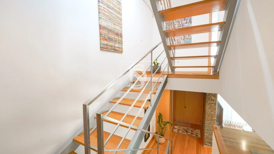 Moradia T3 para Venda em Vermoim Foto 13