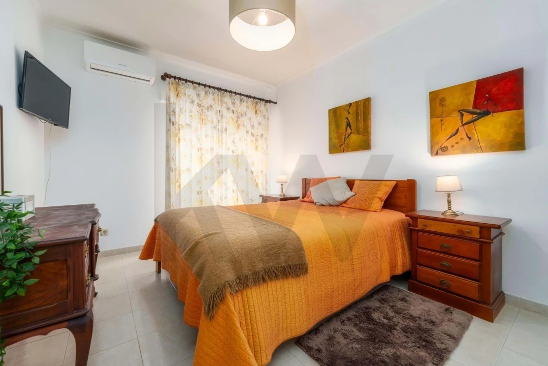 Apartamento T1 para Venda em Vila Real de Santo Antonio Foto 9