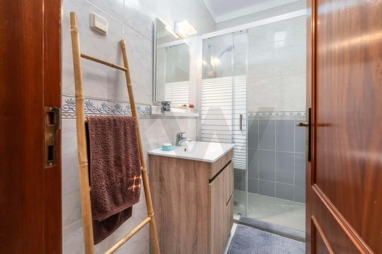 Apartamento T1 para Venda em Vila Real de Santo Antonio Foto 11