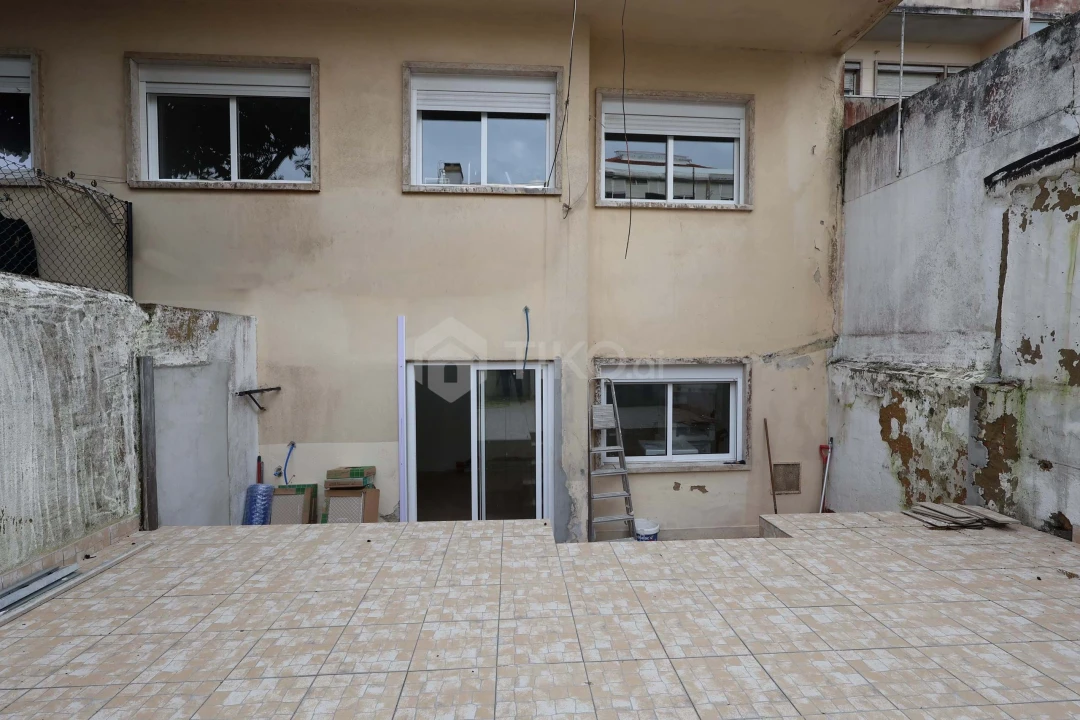 Apartamento T2 para Venda em Venteira Foto 18