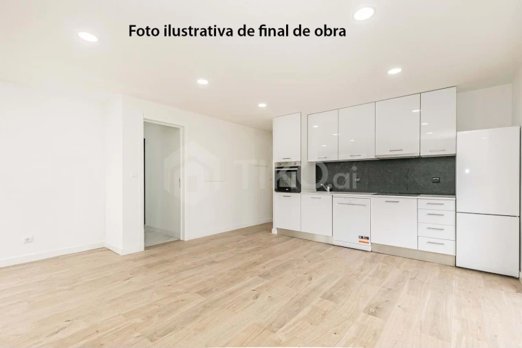 Apartamento T2 para Venda em Venteira Foto 5