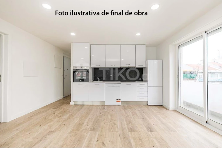 Apartamento T2 para Venda em Venteira Foto 4