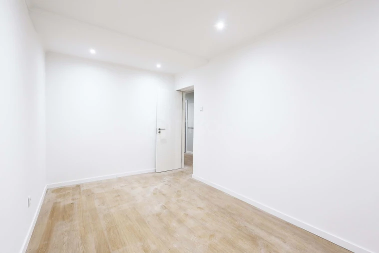 Apartamento T2 para Venda em Venteira Foto 11