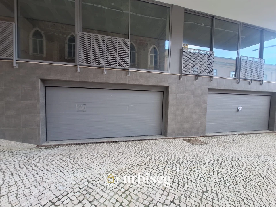 Garagem para Arrendamento em Buarcos Foto 4