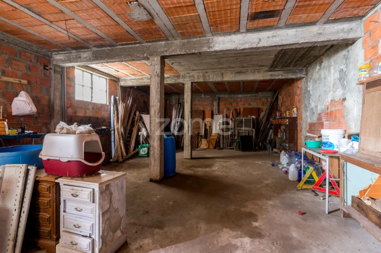 Moradia T6 para Venda em Pontinha e Famões Foto 15