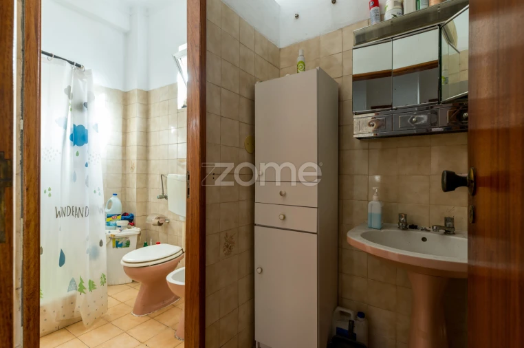 Moradia T6 para Venda em Pontinha e Famões Foto 4