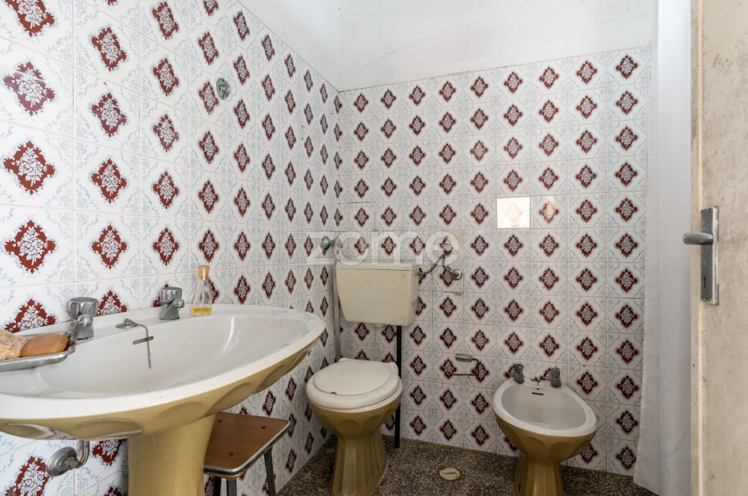 Moradia T6 para Venda em Pontinha e Famões Foto 17