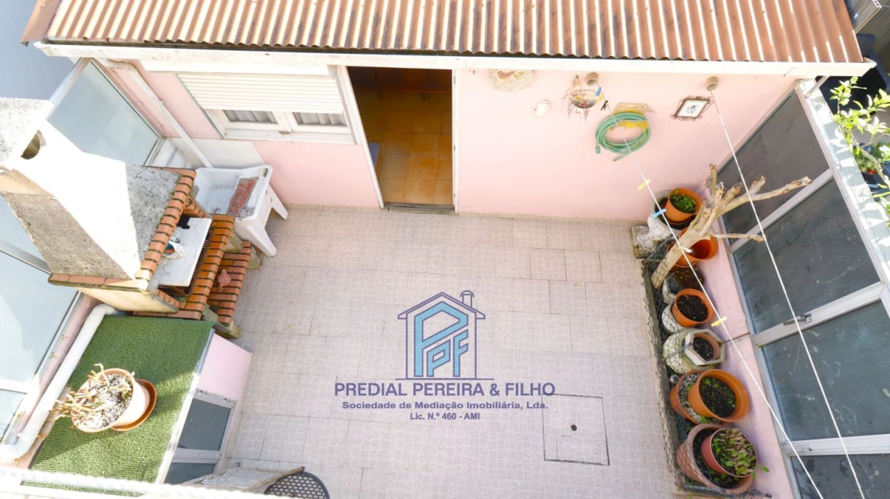 Moradia T3 para Venda em Rio Tinto Foto 24