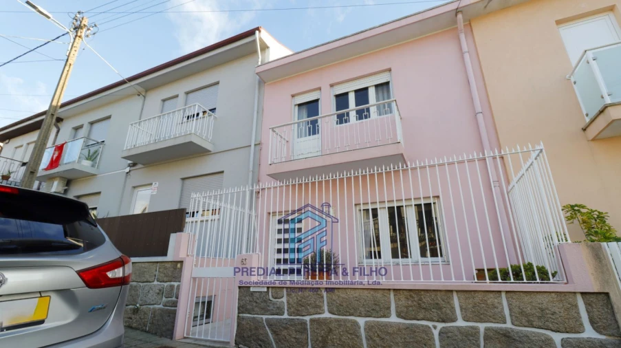 Moradia T3 para Venda em Rio Tinto Foto 2