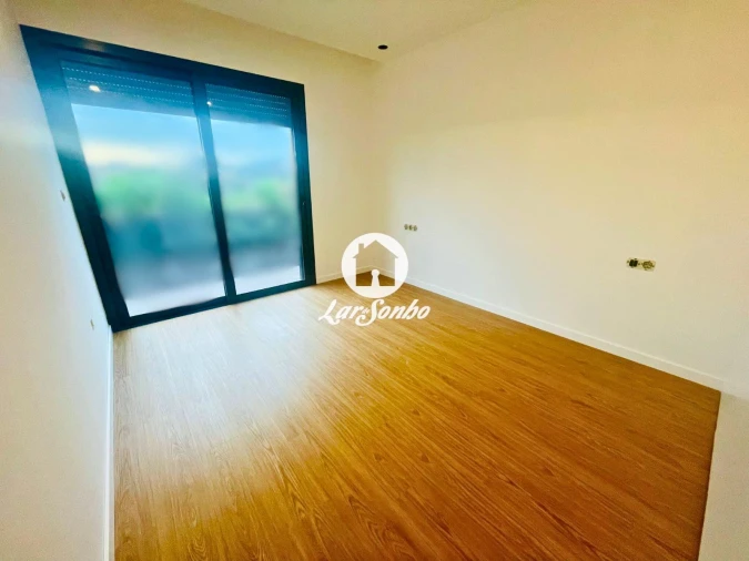 Moradia T3 para Venda em Roriz Foto 21