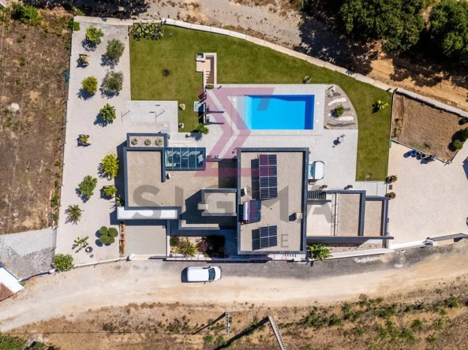 Moradia T4 para Venda em Roliça Foto 58