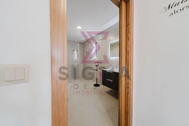 Moradia T4 para Venda em Roliça Foto 34