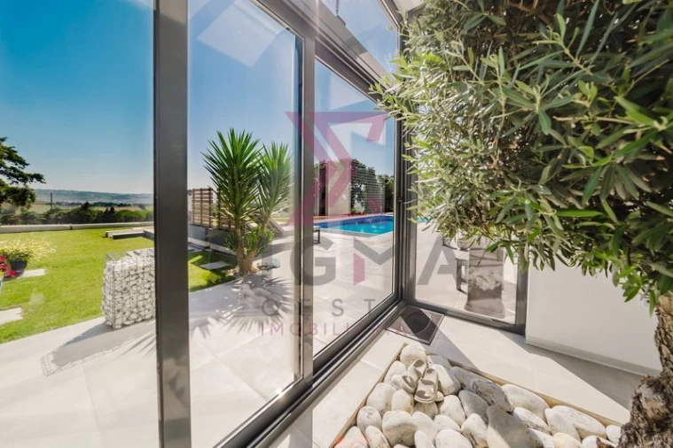 Moradia T4 para Venda em Roliça Foto 9