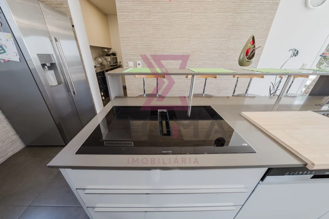 Moradia T4 para Venda em Roliça Foto 18