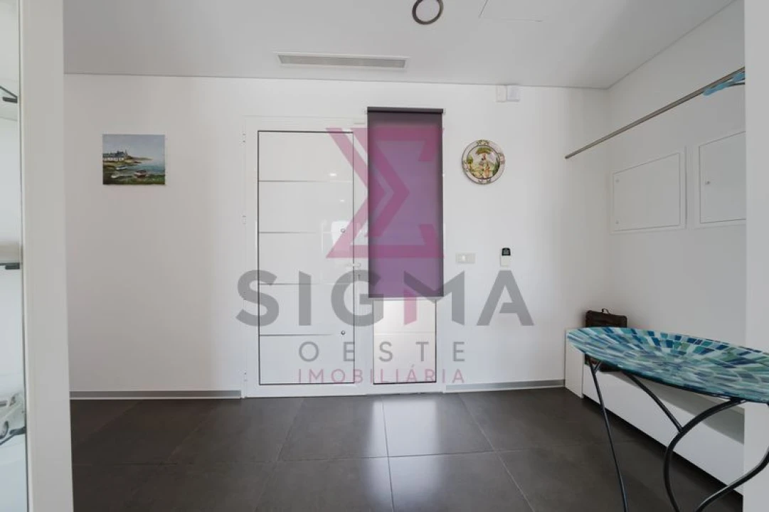 Moradia T4 para Venda em Roliça Foto 23