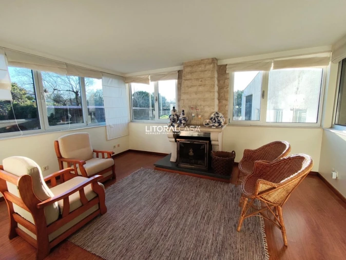 Moradia T7 para Venda em Aradas Foto 22