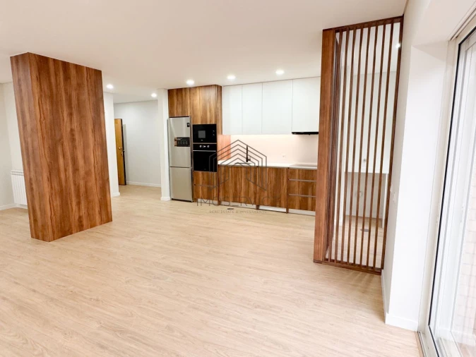 Apartamento T3 para Venda em Espinho Foto 2