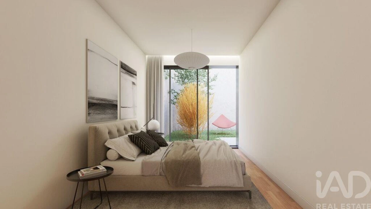 Apartamento T2 para Venda em Campanhã Foto 5