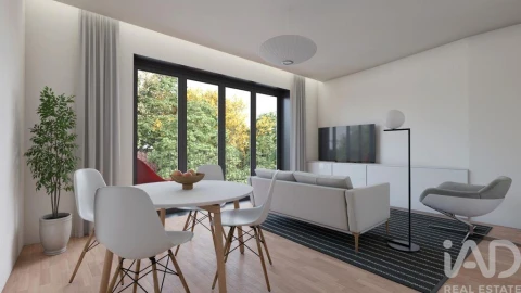 Apartamento T2 para Venda em Campanhã