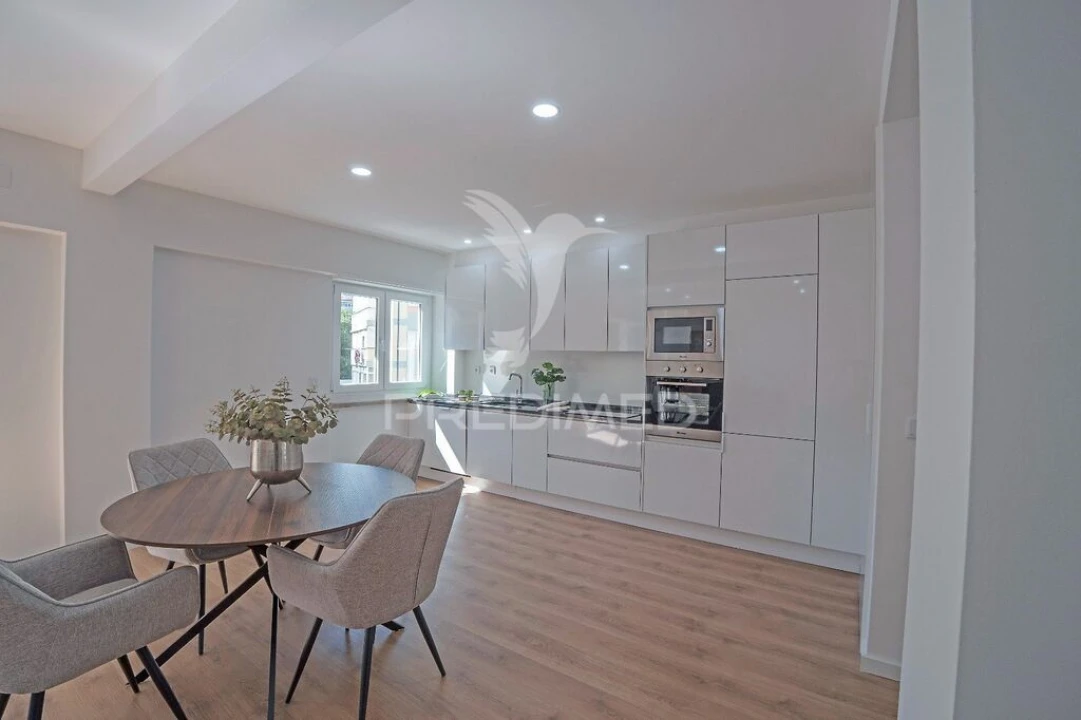 Apartamento T3 para Venda em Benfica Foto 13
