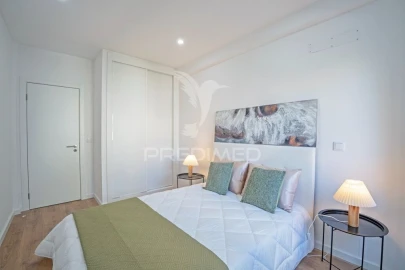 Apartamento T3 para Venda em Benfica