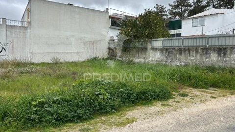 Terreno para Venda em Azeitão (São Lourenço e São Simão)
