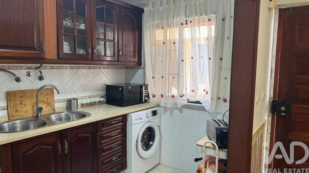 Moradia T3 para Venda em Sacavém e Prior Velho Foto 11