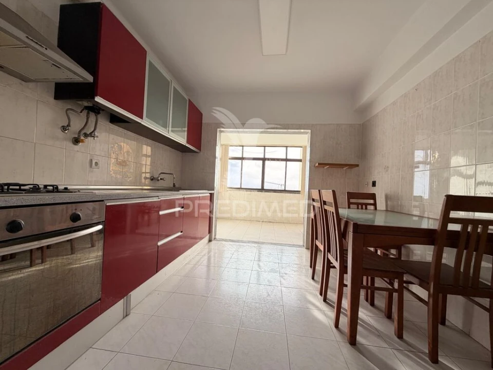 Apartamento T4 para Venda em Setubal (São Sebastião) Foto 1