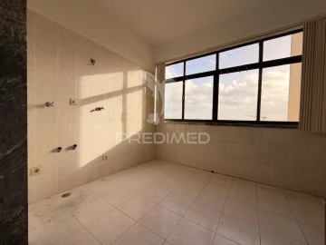 Apartamento T4 para Venda em Setubal (São Sebastião)