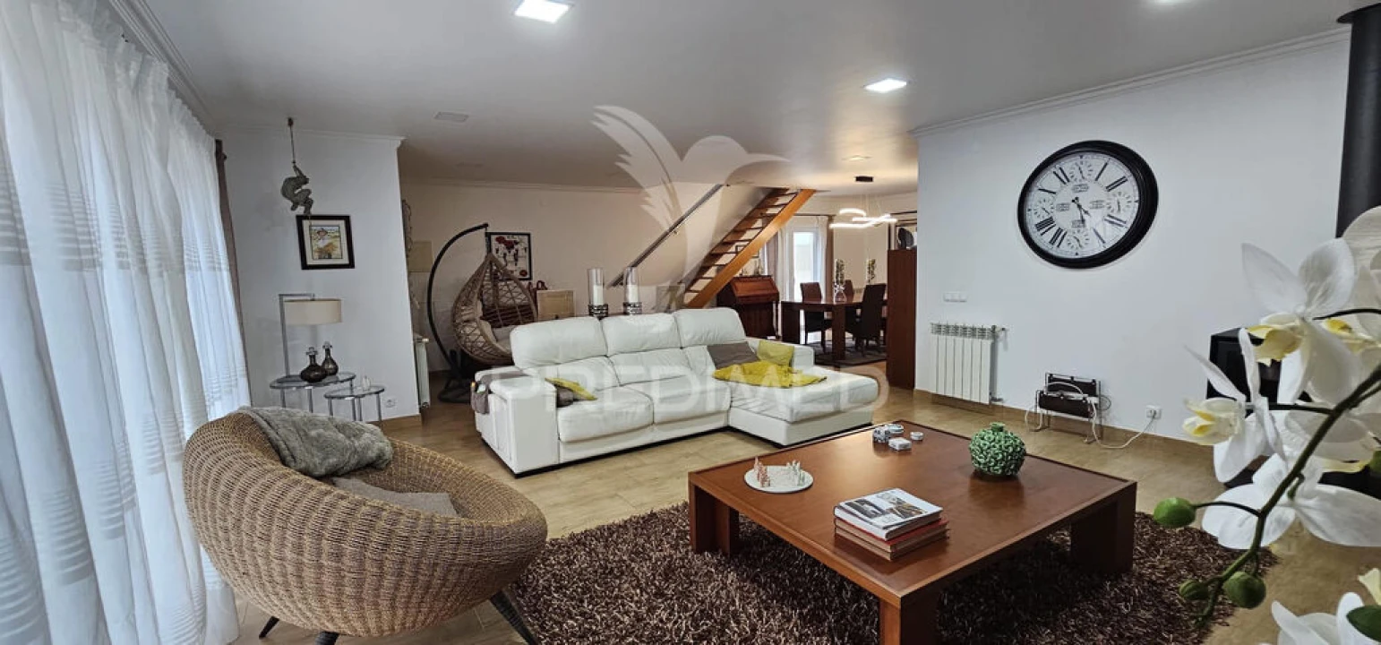 Moradia T4 para Venda em Salvaterra de Magos e Foros de Salvaterra Foto 16