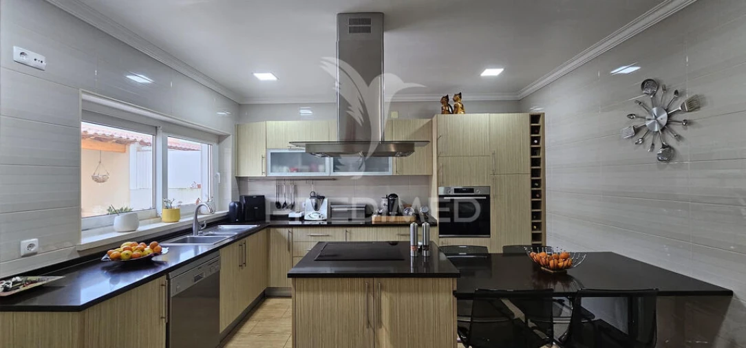 Moradia T4 para Venda em Salvaterra de Magos e Foros de Salvaterra Foto 17