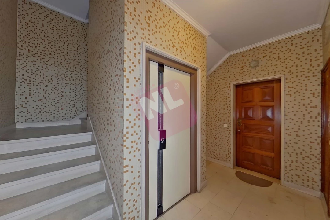 Apartamento T2 para Arrendamento em Penha de França Foto 2