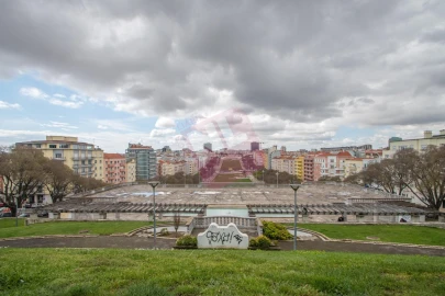 Apartamento T2 para Arrendamento em Penha de França