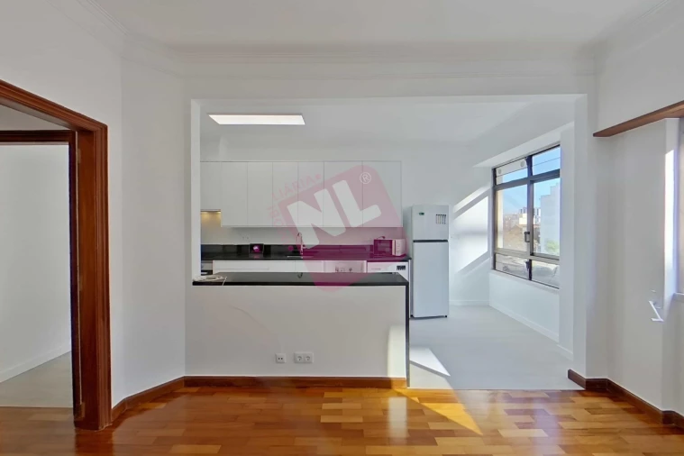 Apartamento T2 para Arrendamento em Penha de França Foto 13