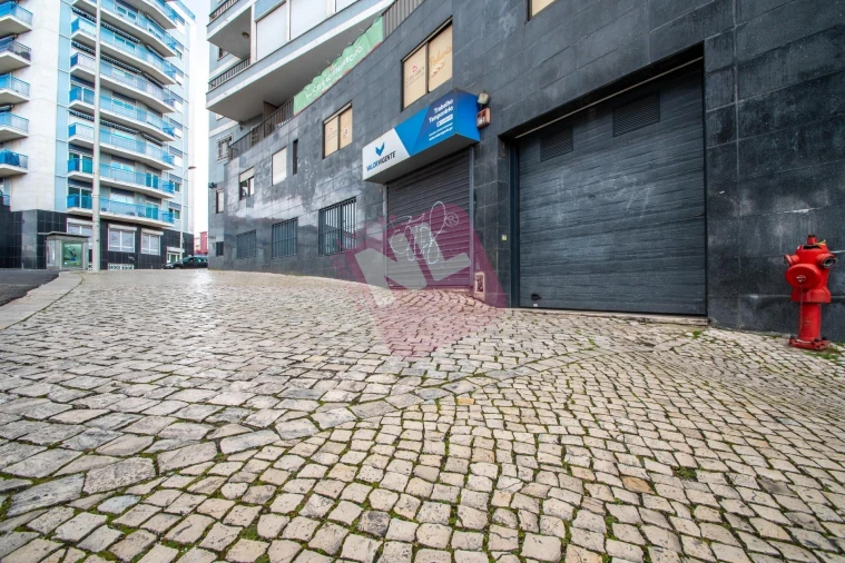 Apartamento T2 para Arrendamento em Penha de França Foto 24