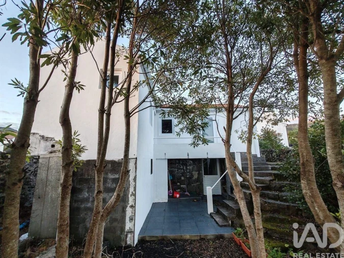 Moradia T1 para Venda em Lajes do Pico Foto 19